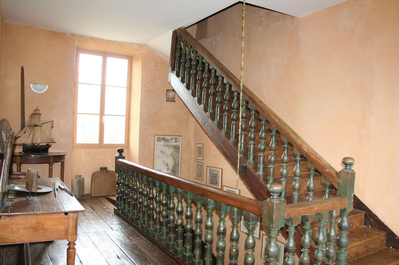 Chateau Manoir De La Leche Touvre Εξωτερικό φωτογραφία