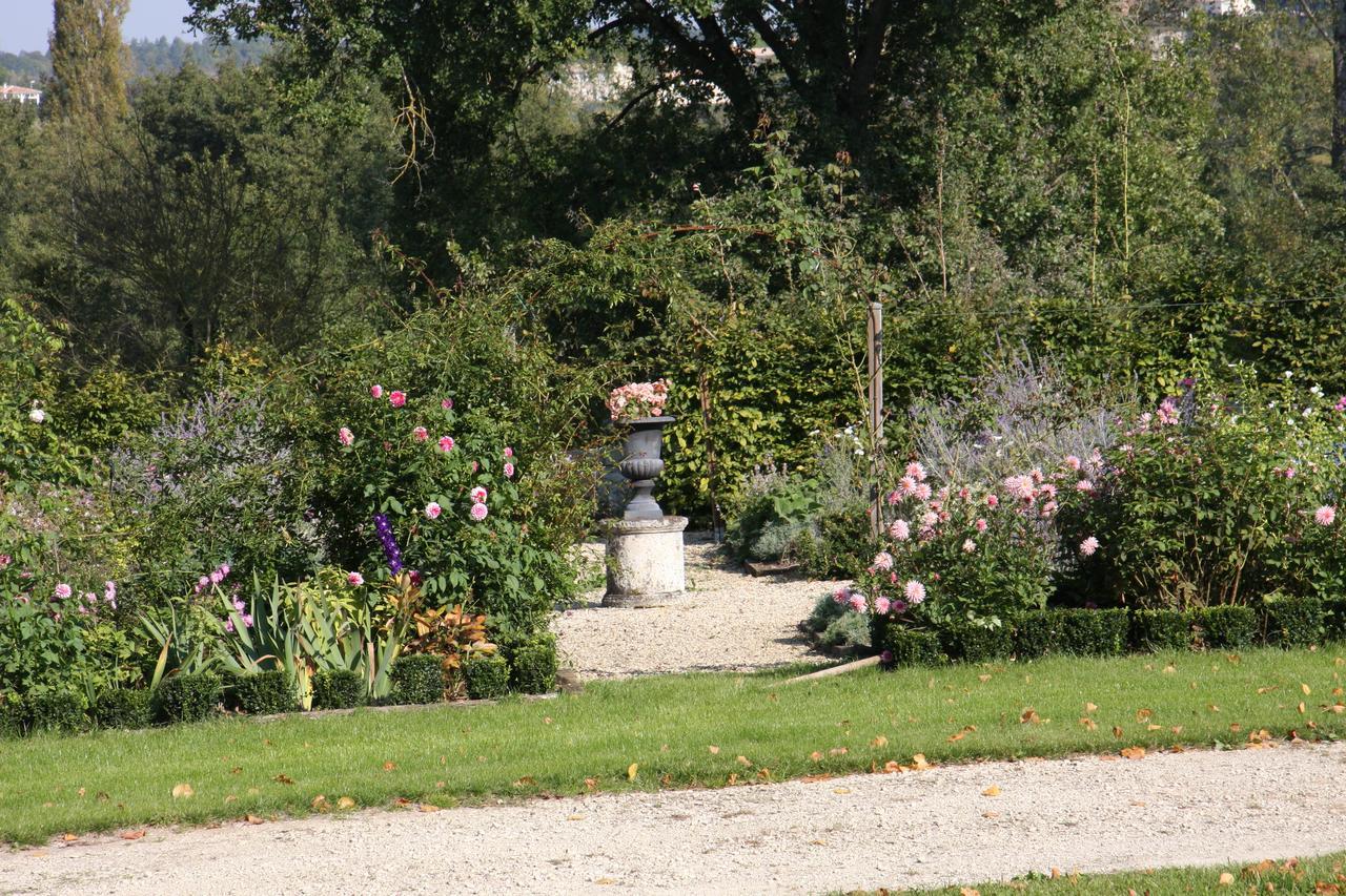 Chateau Manoir De La Leche Touvre Εξωτερικό φωτογραφία